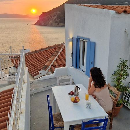 Peppermint Bay Villa Skopelos Town Bagian luar foto