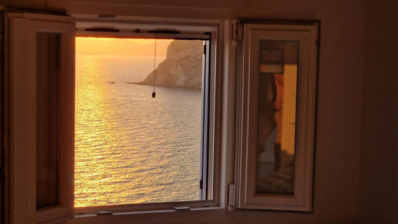 Peppermint Bay Villa Skopelos Town Bagian luar foto